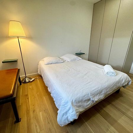 Chambre Privee Climatisee Avec Salle De Bains Partagee-Le Sapin Genay (Rhone) Exterior foto