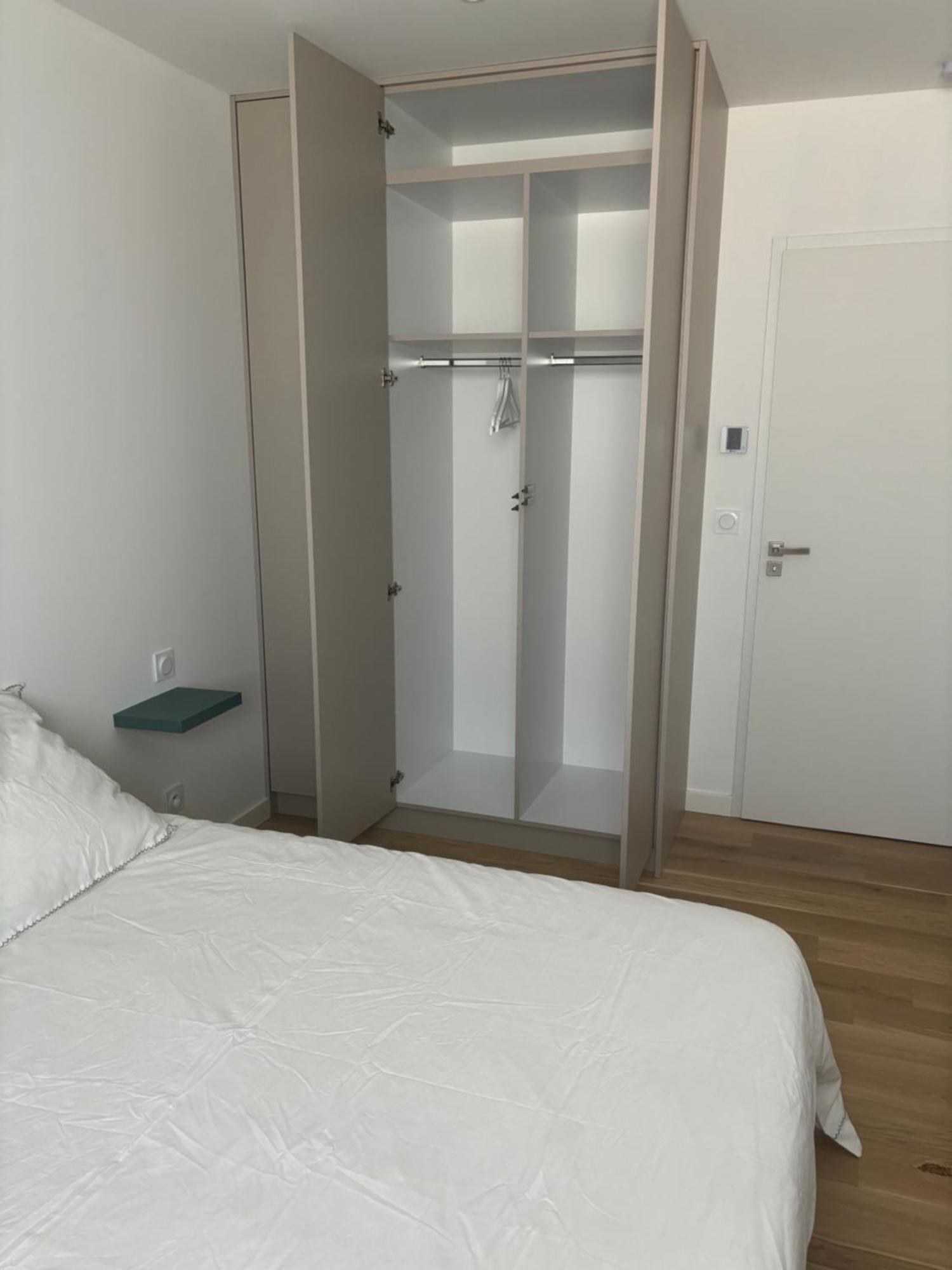 Chambre Privee Climatisee Avec Salle De Bains Partagee-Le Sapin Genay (Rhone) Exterior foto